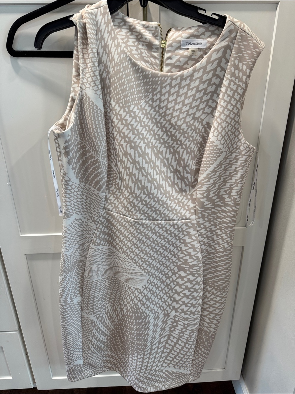 Calvin Klein Beige and White Printed Sleeveless Sheath Dress